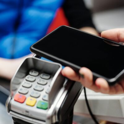 Making a Payment with a Smartphone